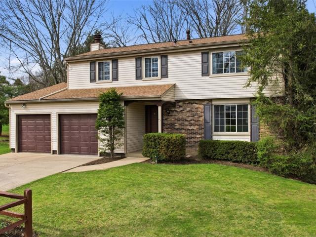 17 Giant Oak Dr