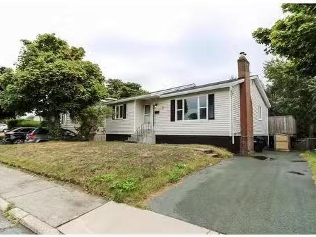 17 Gleneyre Street, St. John'S, NL, A1A 2M8 investment for s.