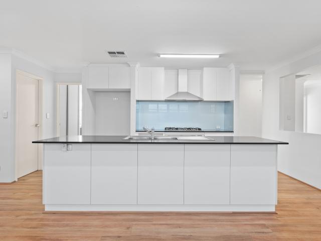 17 Greenock Road Baldivis, WA 6171