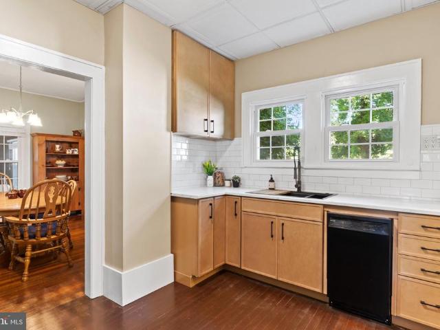 17 Hallton Hill Road