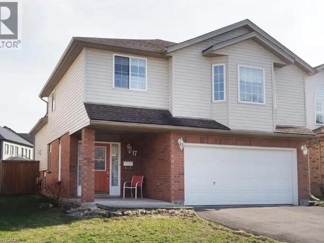 17 HAWKSWOOD Drive
