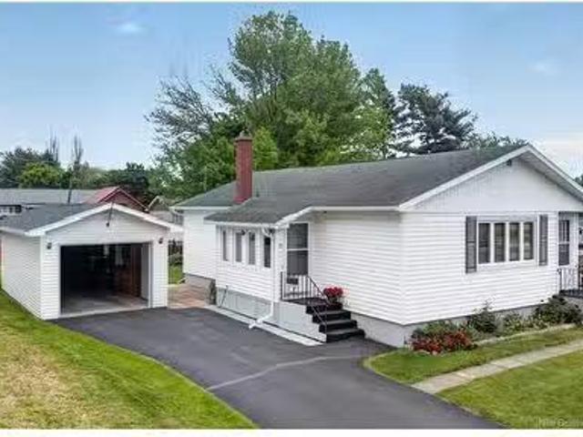 17 Hazelton Ave, Moncton, NB, E1A 4J5 house for sale Listin.