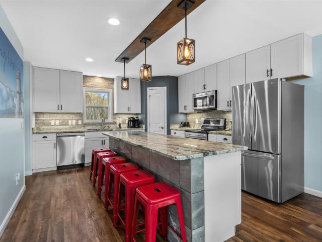 17 Highwoods Drive #16 and 17, Bartlett, US, NH