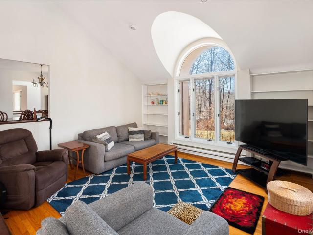 17 Highview Rd, Pound Ridge, NY 10576 | MLS #961485