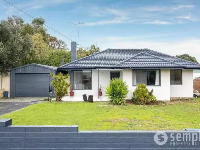17 Hilory Street, Coolbellup, WA 6163