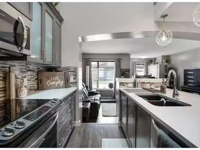 17 Howse Row Ne, Calgary, AB, T3P 0Z3 house for sale Listin.