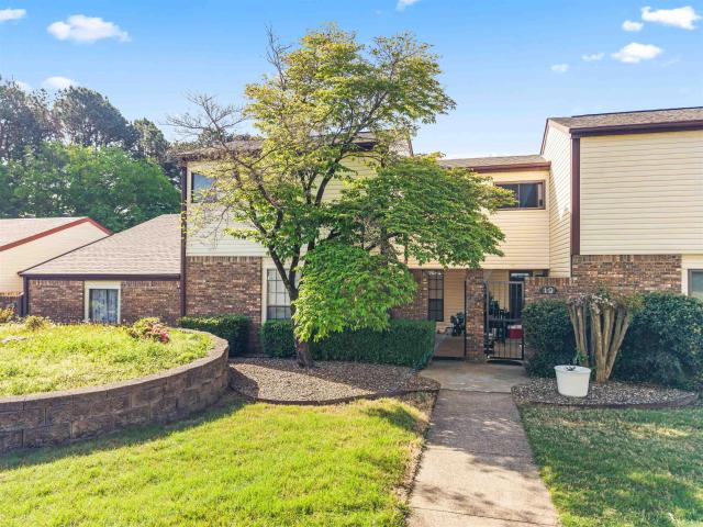 17 Huntleigh Drive