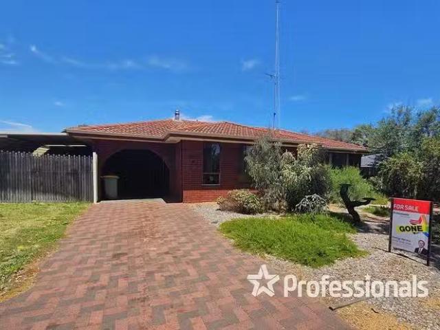 17 Hudson Road, Withers, WA 6230