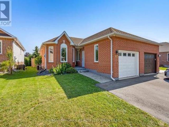 17 Jackson Court W, Welland N. Welland, ON, L3C 7G2 house for sale | Listing ID X13565 | Royal LePage