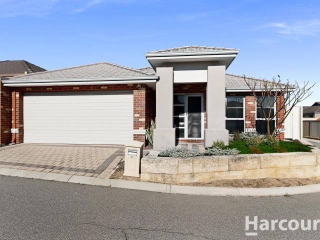 17 Jedburgh Loop, SINAGRA, WA 6065