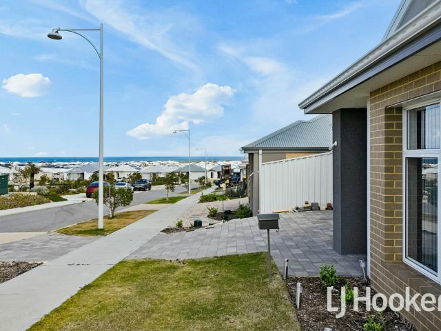 17 jonzac view, alkimos wa for rent lj hooker