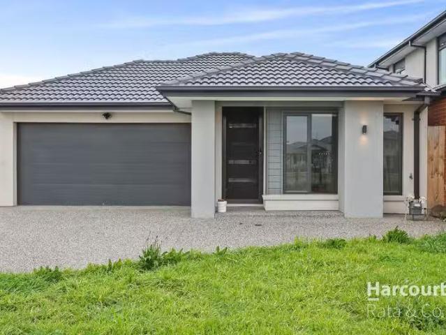 17 Kales Circuit, Kalkallo, VIC 3064 House for Rent