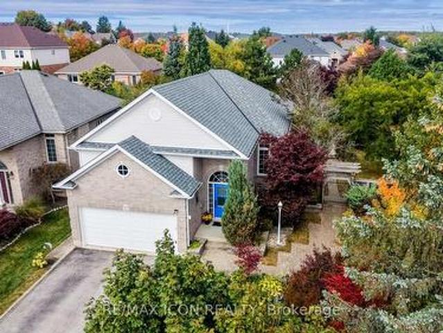 17 Kingsley Road, Halton Hills, ON, L7J 2Z5 house for sale | Listing ID W13839 | Royal LePage