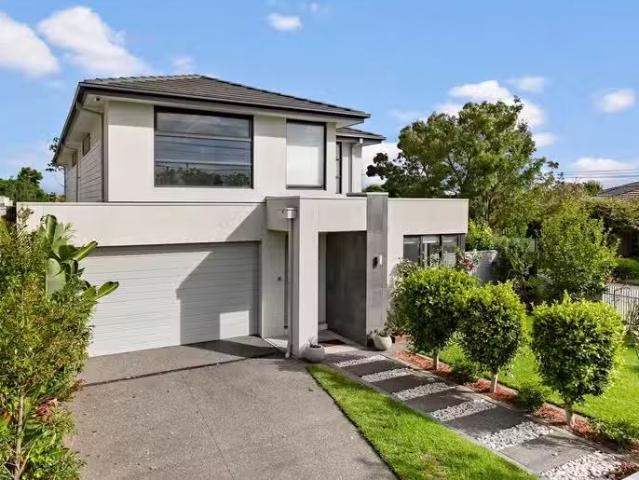 17 Lancaster Street, BENTLEIGH EAST, VIC 3165 House for Rent
