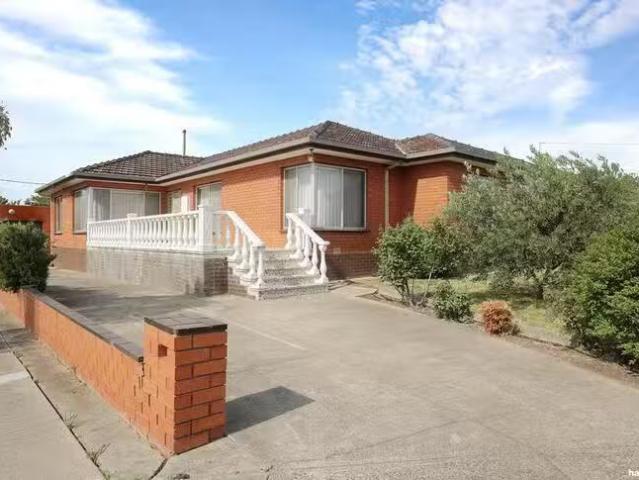 17 Laurel Crescent, Campbellfield, VIC 3061