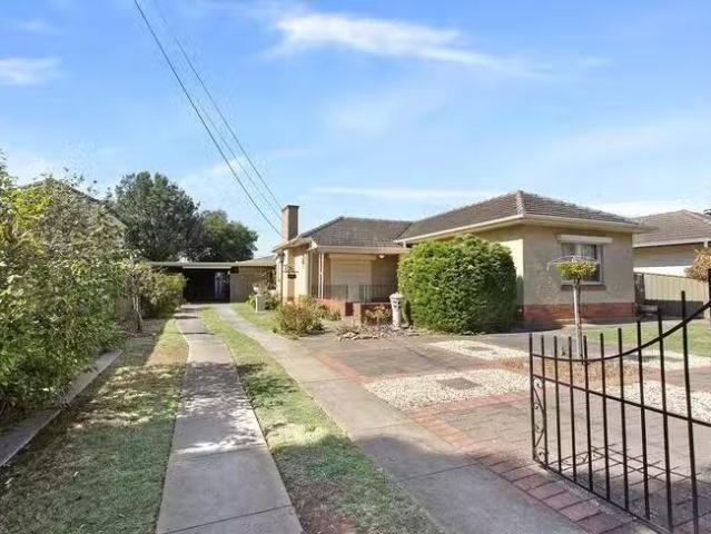 17 Lincoln Avenue, Warradale, SA 5046