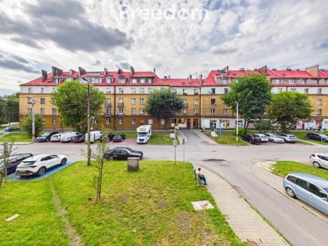 17 Lipca 47,99 m², Czeladź