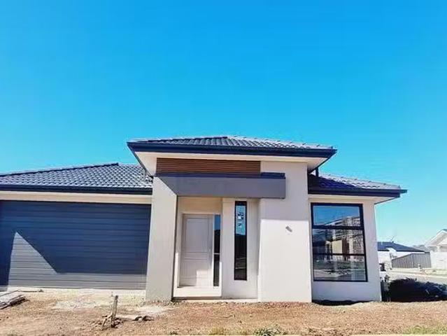 17 Madeira Drive, Truganina, VIC 3029