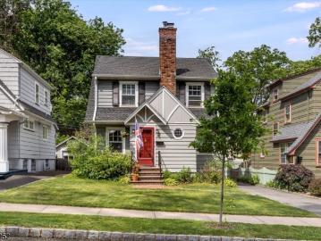 17 Madison St