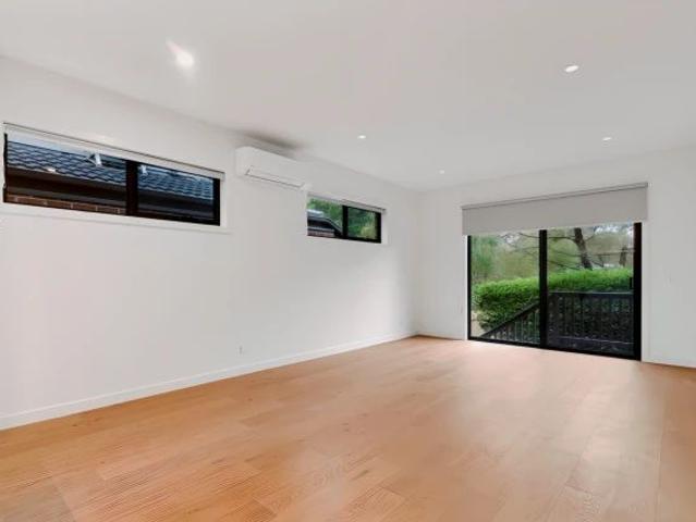 1/7 Maurine Court, Ringwood North, Melbourne