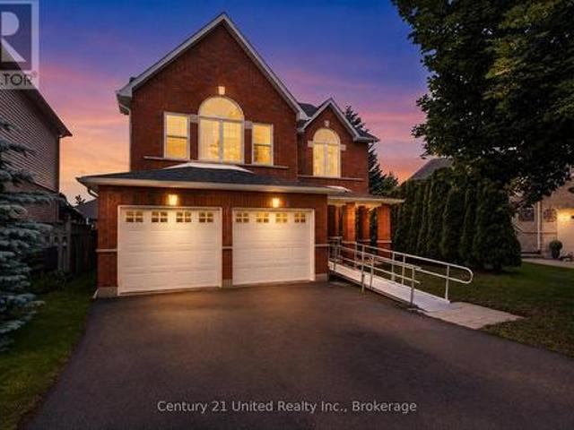 17 Mauro Court, Peterborough Monaghan Ward 2, ON, K9K 2P1 house for sale | Listing ID X13503 | Royal LePage