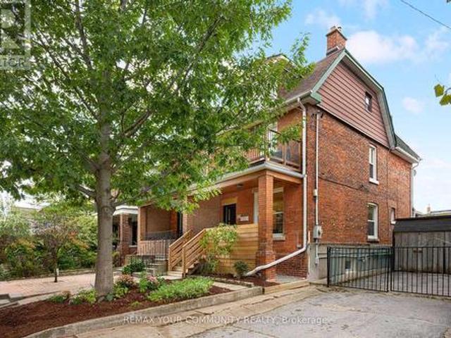 17 Muir Avenue, Toronto, ON, M6H 1E7 house for sale | Listing ID C13844 | Royal LePage