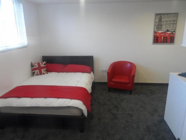 17 North Rd, Studio 6 OPPOSITE UNIVERSITY