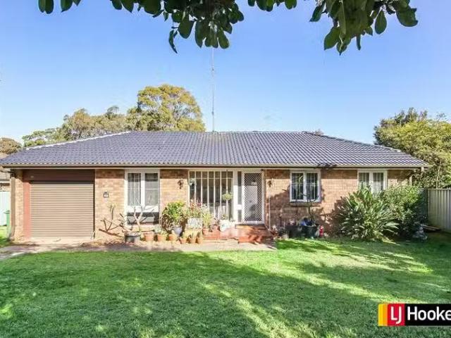 17 partens Road, Ambarvale, NSW 2560