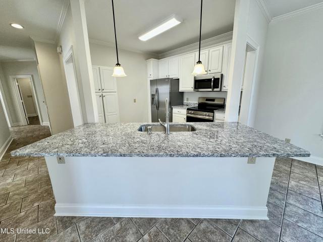 17 Pearl Parkway