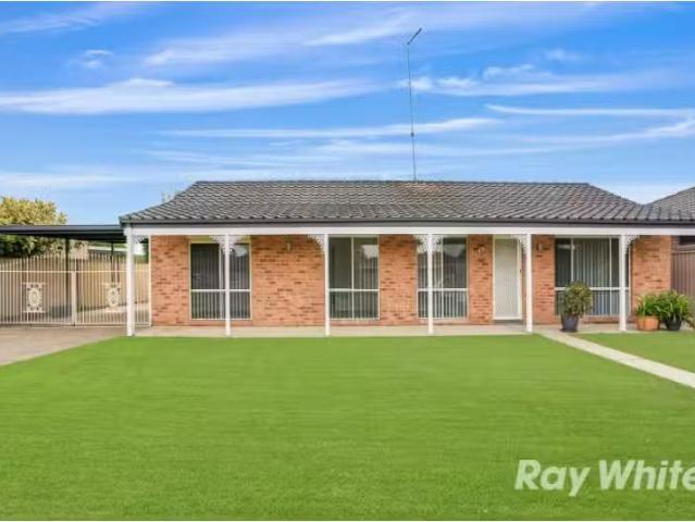 17 Pegasus Street, ERSKINE PARK House for rent Listed by Nata.