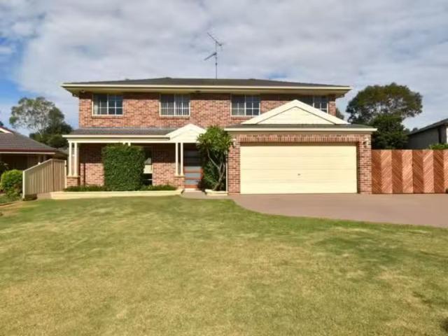 17 Pincombe Crescent, Harrington Park House for rent Listed b.