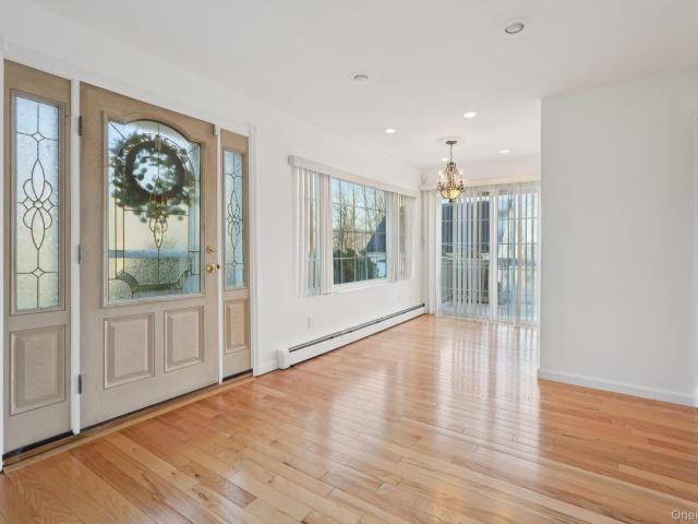 17 Pine Hill Road