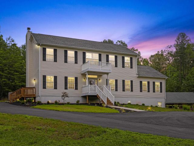 17 pine ridge rd