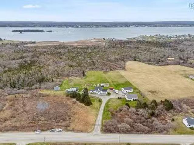 17 Ponderosa Lane, Lower West Pubnico, NS, B0W 2M0 house for.