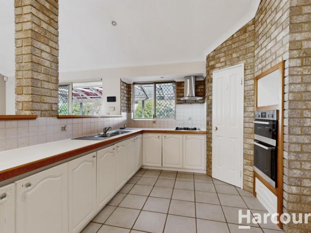 17 Playford Mews, LANDSDALE, WA 6065