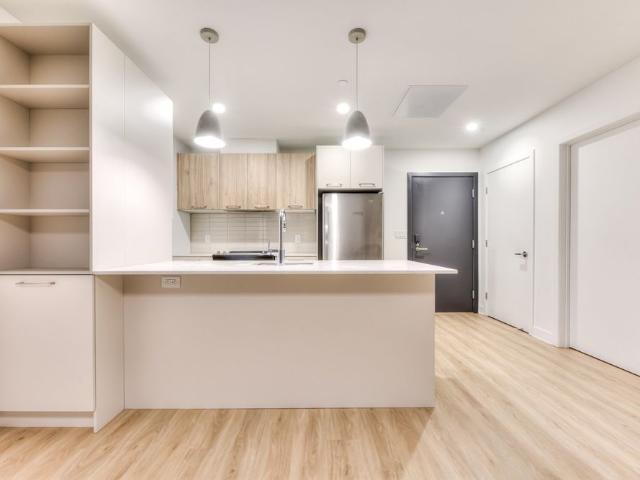 17, Place de la Triade, 206, Pointe Claire
