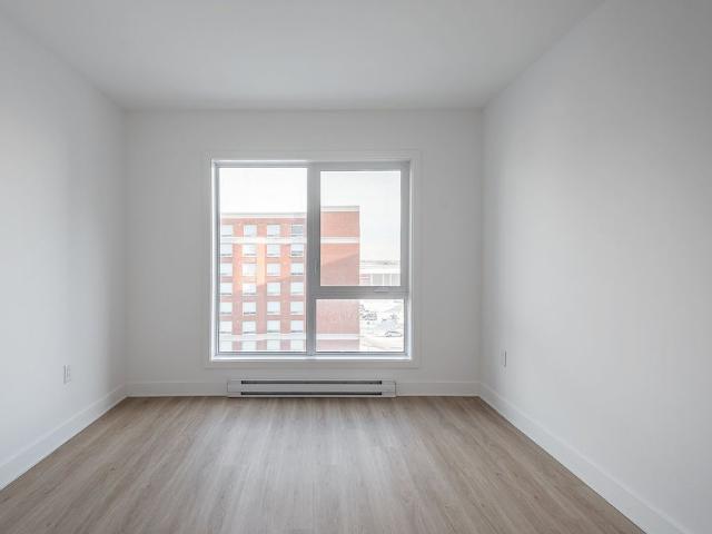 17, Place de la Triade, 610, Pointe Claire
