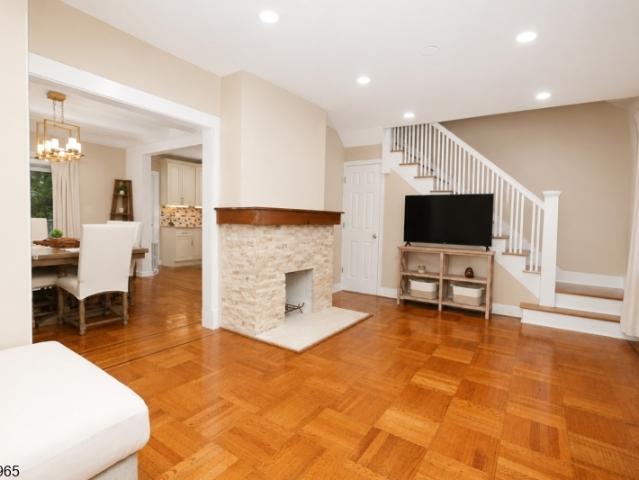 17 Prospect St