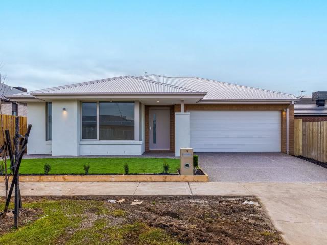 17 Prana Way, Werribee