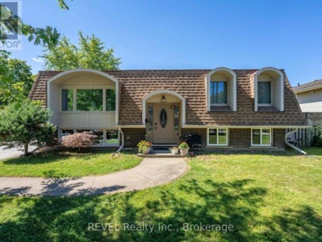 17 Ramsey Street, St. Catharines Lakeport, ON, L2N 2K3 house for sale | Listing ID X13758 | Royal LePage