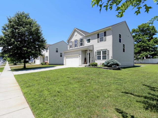 17 Rembrandt Way