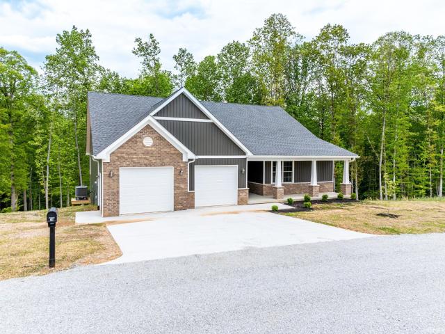 17 Red Oak Drive
