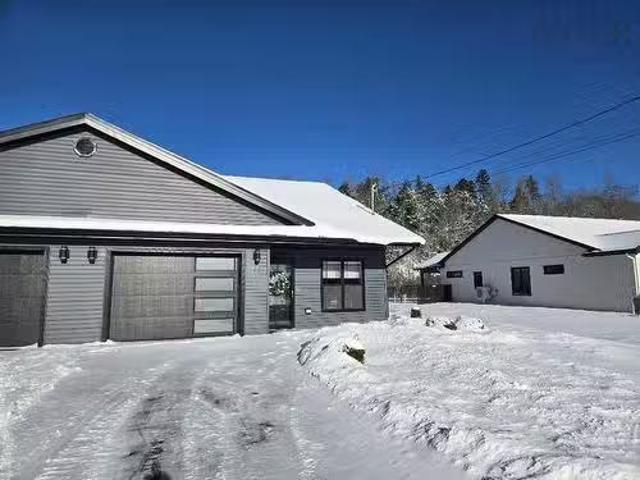 17 Riverview Drive, Murray Siding, NS, B6L 4B6 house for sal.