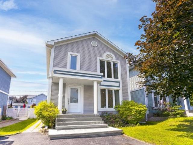 17 Rue Charles Yelle, La Prairie, QC, J5R 6B1 house for sale | Listing ID 12750 | Royal LePage