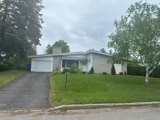 17 Rue Jacques Gervais, Gatineau Aylmer, QC, J9H 2L4 house.