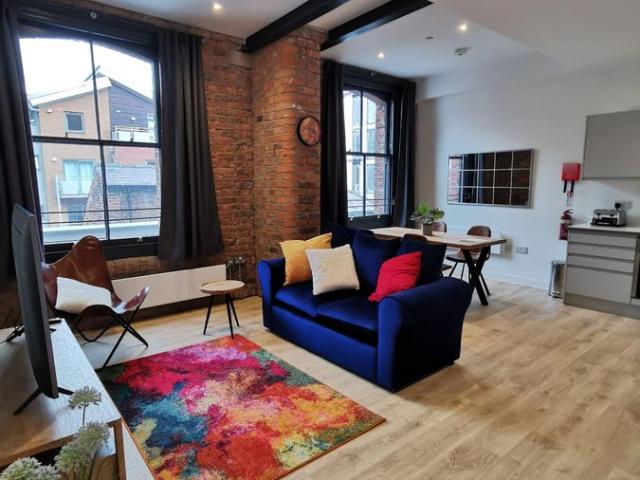 17 School Street, Manchester M4, 1 bed flat to rent, £1,300 pcm | PrimeLocation