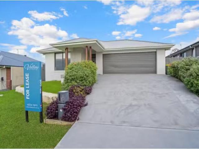 1/7 Saxby Avenue, NORTH ROTHBURY House for rent Listed by Tom.