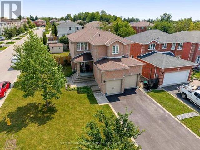 17 Shaina Court, Barrie, ON, L4N 9S6 house for sale | Listing ID S13656 | Royal LePage