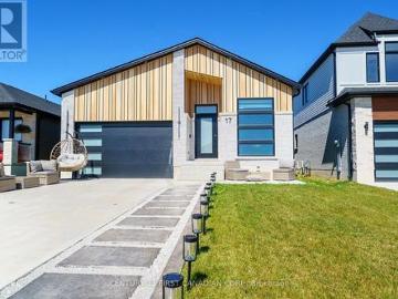 17 Sheldabren Street, North Middlesex Ailsa Craig, ON, N0M 1A0 house for sale | Listing ID X13033 | Royal LePage