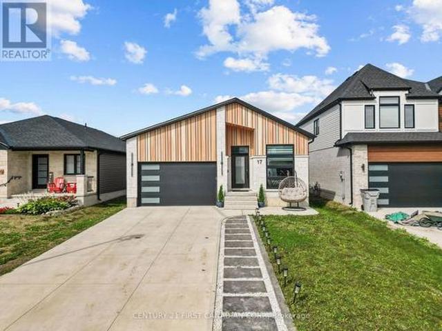 17 Sheldabren Street, North Middlesex Ailsa Craig, ON, N0M 1A0 house for sale | Listing ID X13815 | Royal LePage